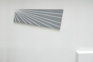 Sans titre, 2006, laque sur toile, 65 x 160 cm