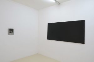 Peinture noire #20, 2000, acrylique sur toile, 100 x 200 cm